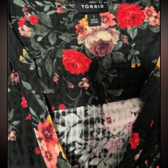 Torrid babydoll blouse - Picture 2 of 2